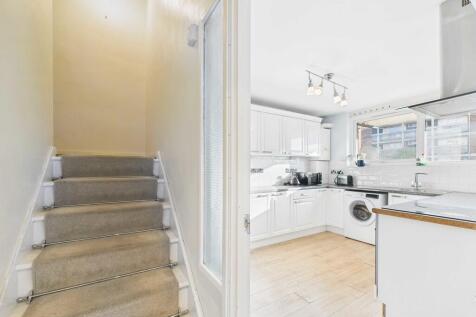 CAM03741G0-PR0132...