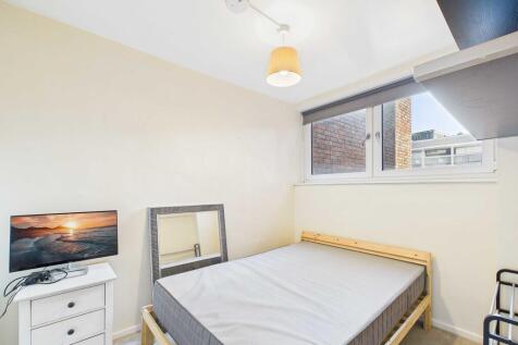 CAM03741G0-PR0132...