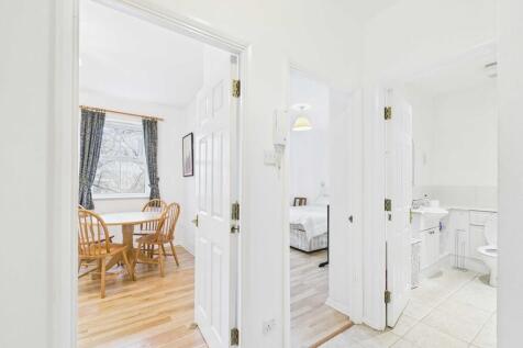 CAM03741G0-PR0135...