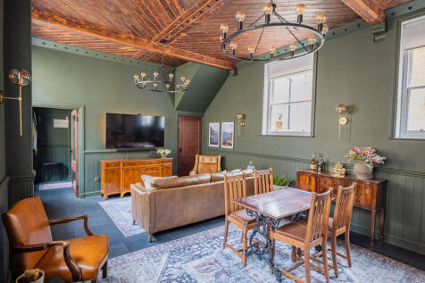 Dining Room 4 of ...