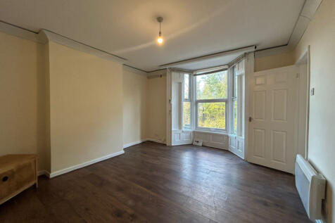 1-Bedroom Flat in Stourbridge DY9