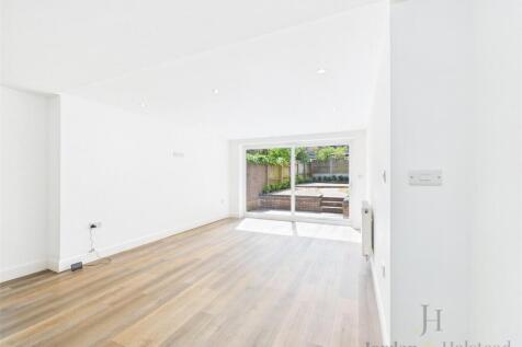 Kitchen/Living/Dinin