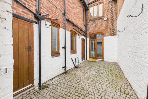 Rear Courtyard