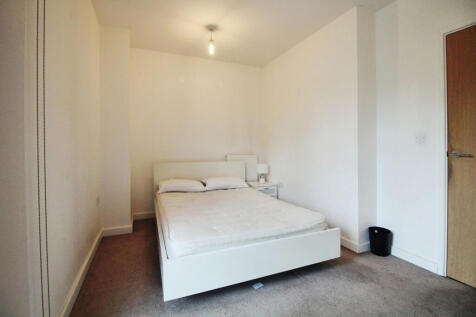 Bedroom 1.jpeg