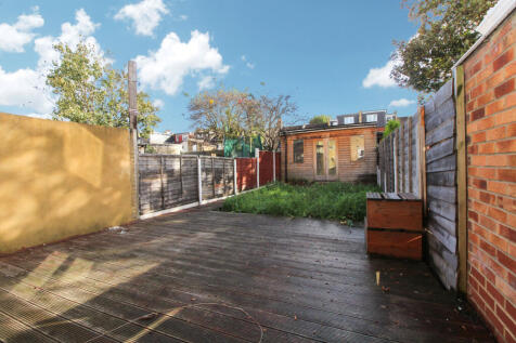2055644__1634892973-31419-Garden