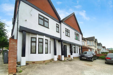 b6f131f3-WhatsApp 20Image 202024-08-23 20at 2017.1