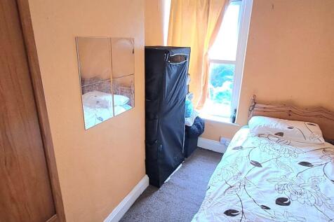 758f135f090eb87581f47382aa2e9b8b56d11402