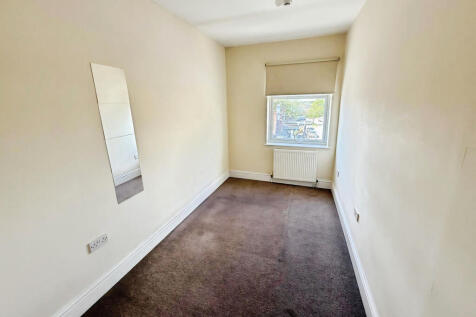 1beb0b0f-PHOTO-2025-12-11-14-28-08