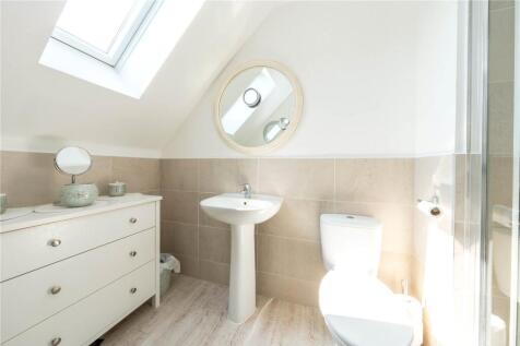 En Suite To Main