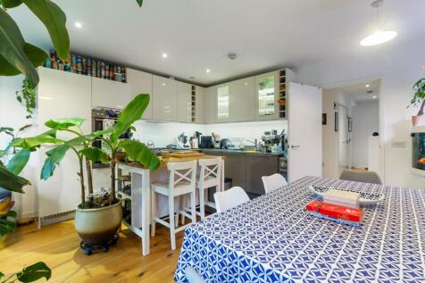 Reception / Kitchen