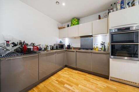 Reception / Kitchen
