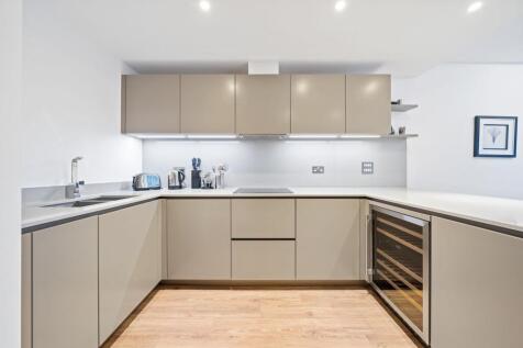 Reception/Kitchen