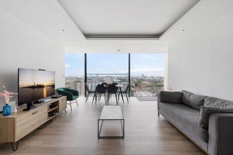 Reception / Kitchen