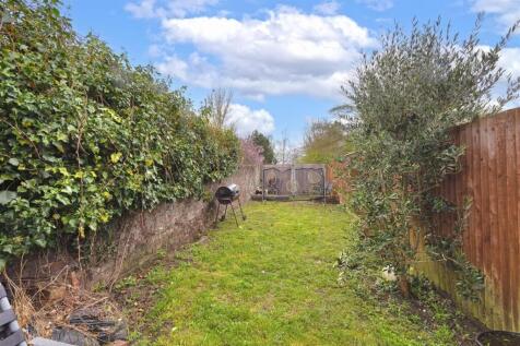 26Addlestead09.jpg