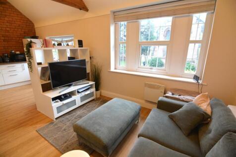 Kitchen / Living Room