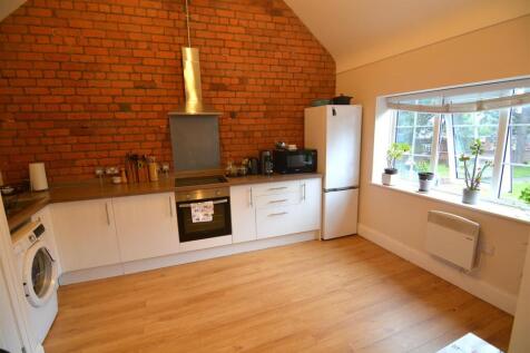 Kitchen / Living Room