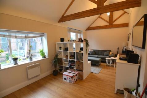 Kitchen / Living Room