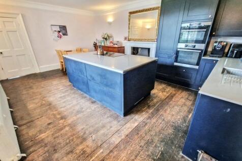 Spacious Kitchen/Diner