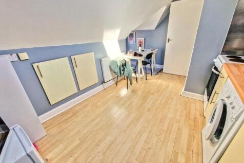 3rd Floor Flat 3 Kitchen/Diner