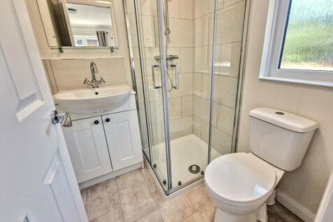 Ensuite Shower Room