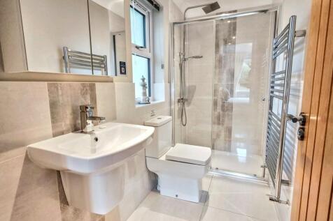 Ensuite Shower Room