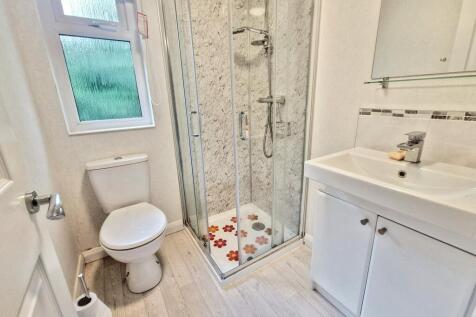 Ensuite Shower Room