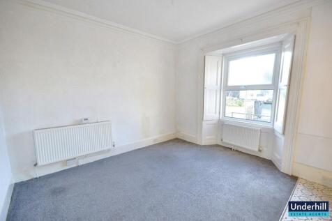 Living room / Kitchen