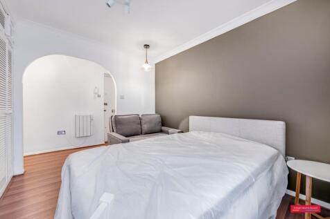 Bedroom/Reception