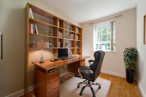 DSC07728 - Home Office - Modern - 1.jpg
