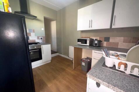 kitchen2.jpg