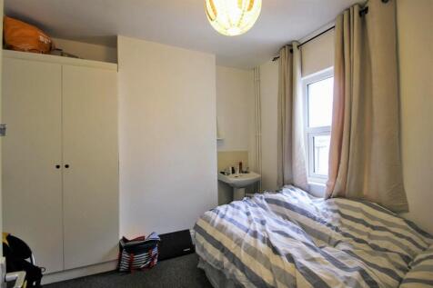6 SS Bedroom 2