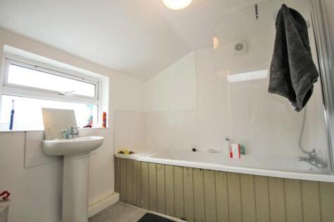 6SS Bathroom