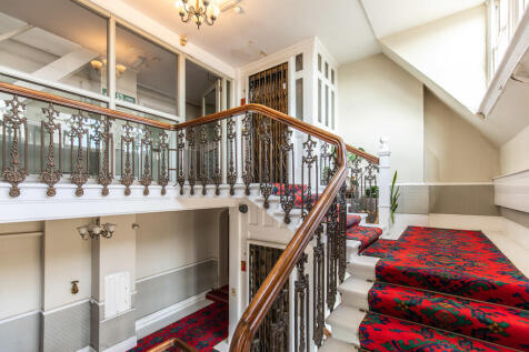 35 Gwydyr Mansion...