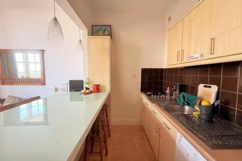 Kitchen i