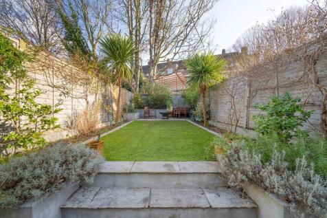 Garden (2).jpg