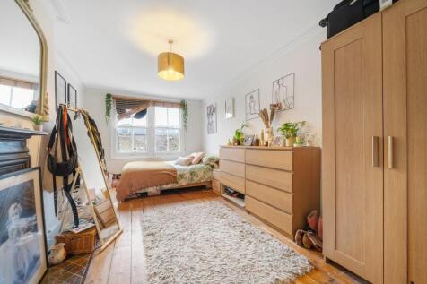 Bedroom 2.jpg