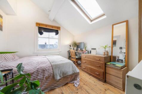 Bedroom 4.jpg