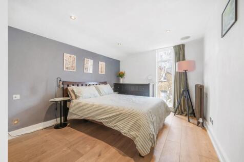 Bedroom 2.jpg