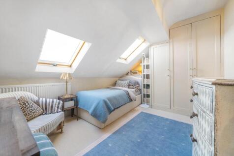 Bedroom 2.jpg