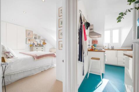 Bedroom Kithcn.jpg