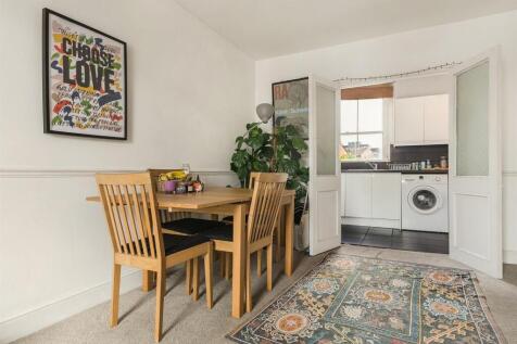 Dining Area.jpg