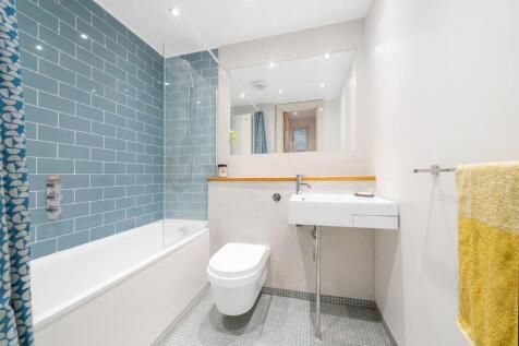 Bathroom.jpg