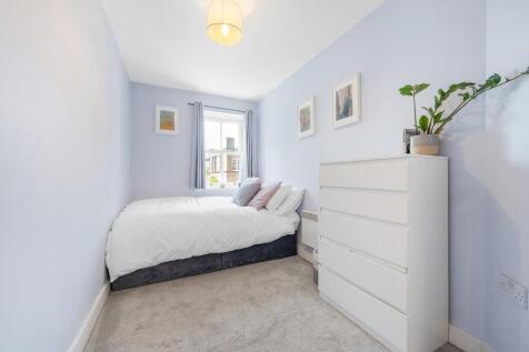 Bedroom 3.JPG