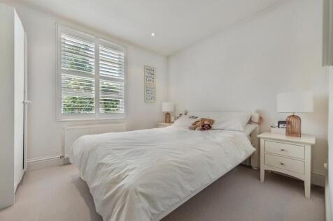 Bedroom (2).jpg