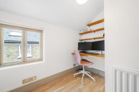Bedroom 3.jpg