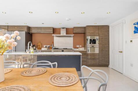 KItchen.JPG