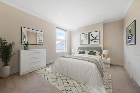 Bedroom 1.jpg