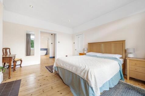 3 Deronda Road-7.JPG