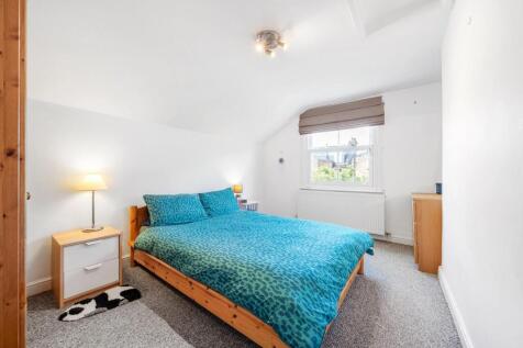 Bedroom.JPG