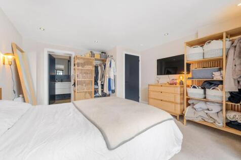 Bedroom (3)